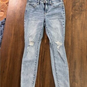 Wonderly Light Blue Distressed Skinny Jeans